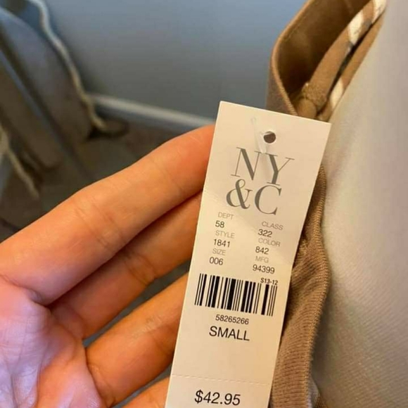 Btand new maxie skirt - Picture 2 of 2